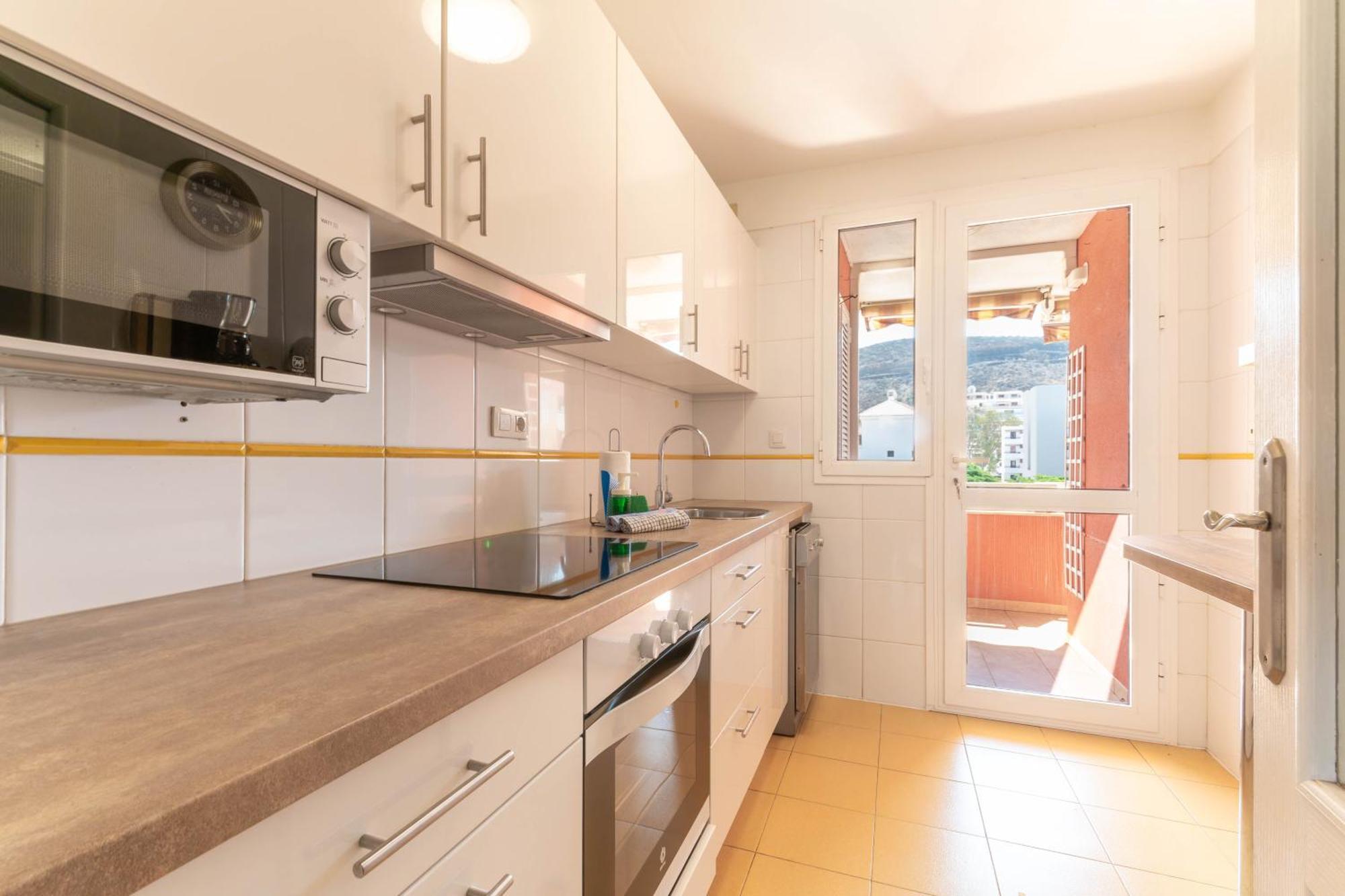 Comodo Y Tranquilo Alojamiento En El Complejo El Navegante Apartment Арона Екстериор снимка